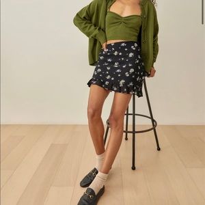 Reformation Odell Skirt in Daisy Size 2